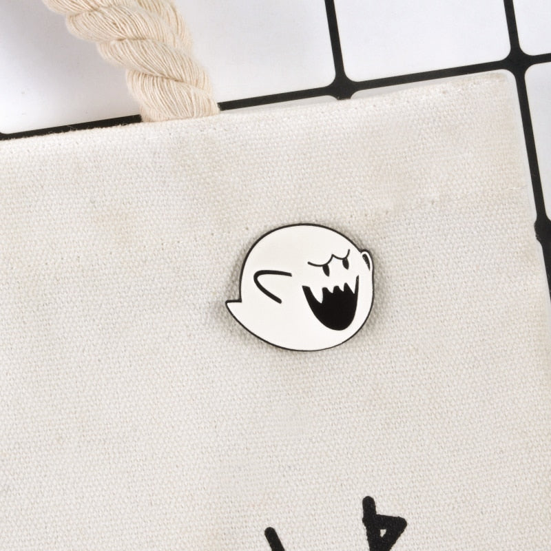 Super Mario Ghost Pin