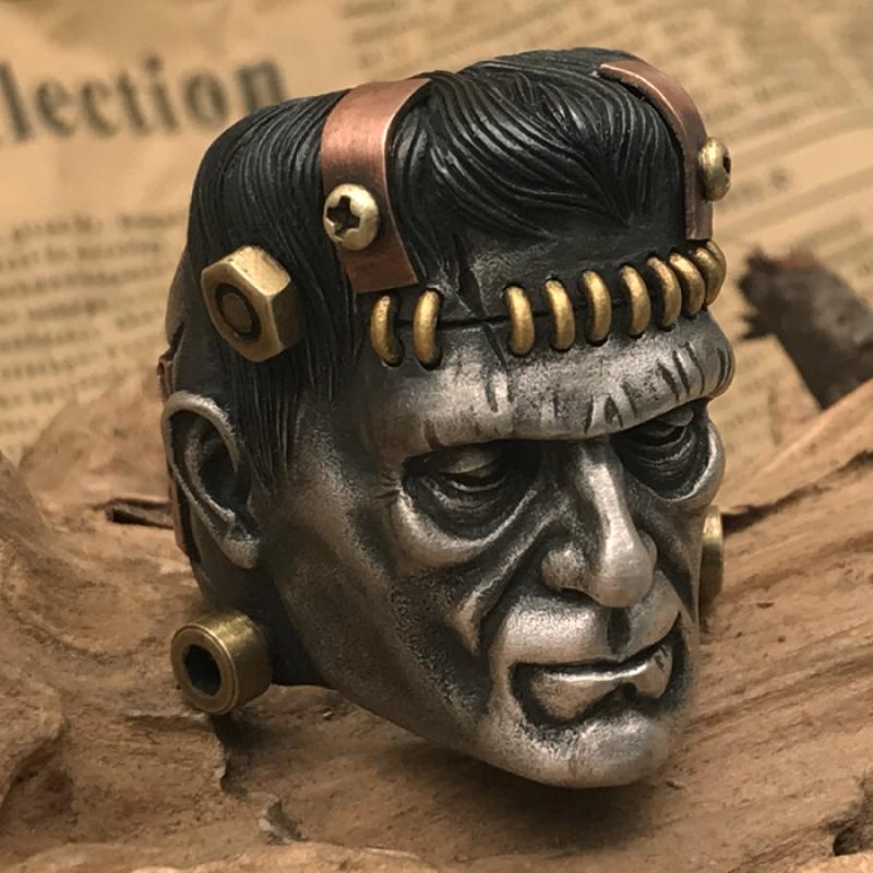 Frankensteins Monster Ring