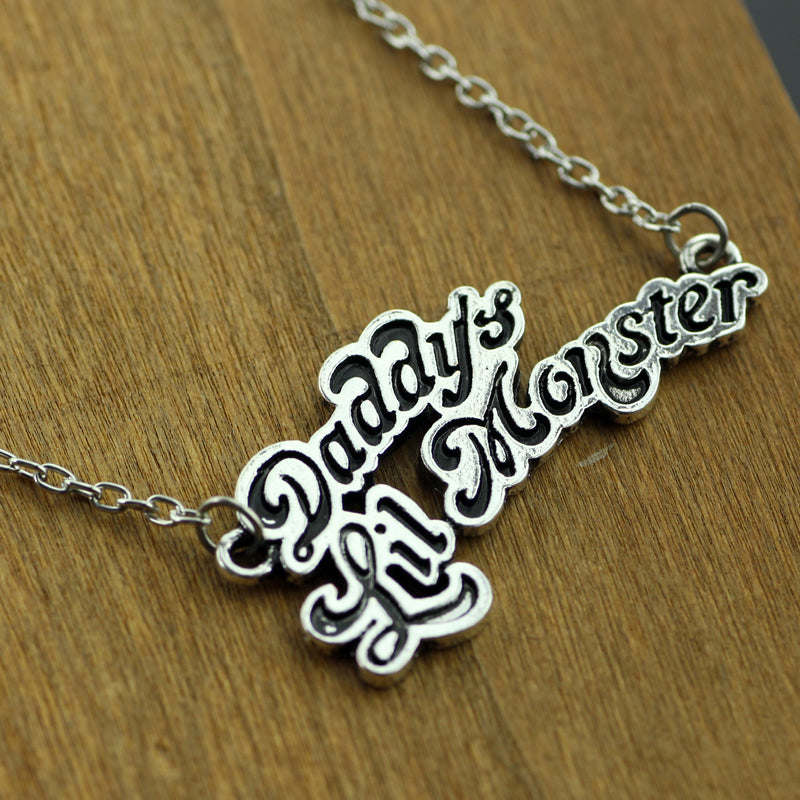 feimeng jewelry Movie Suicide Squads Joker Quinn Necklaces Daddy&#39;s Lil Monster Letter Logo Pendant Necklace For Women Gifts